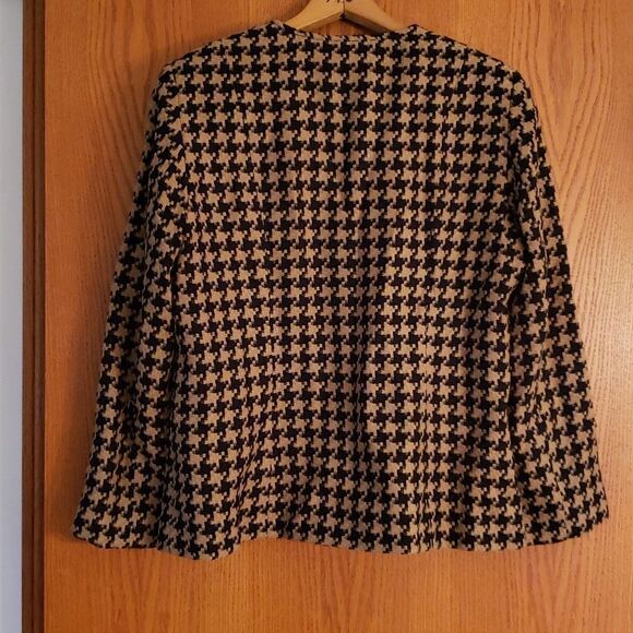 EUC Coldwater Creek Front Button Houndstooth Blazer Jacket Tan / Black Sz 14 - Picture 2 of 5
